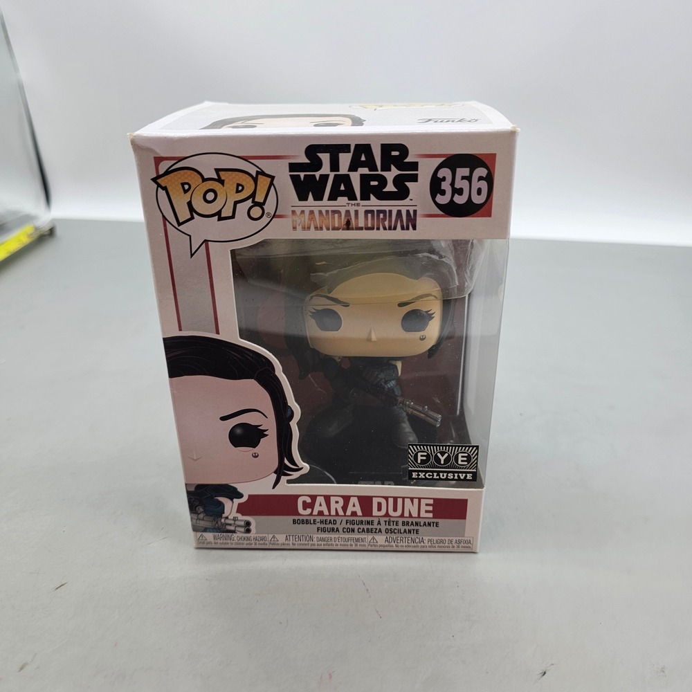 Funko Pop Star Wars The Mandalorian Cara Dune 356 FYE Exclusive Bobble-Head